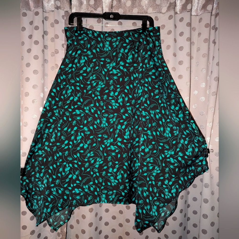 WHO WHAT WEAR Silky Asymmetrical Floral Midi Skirt 10